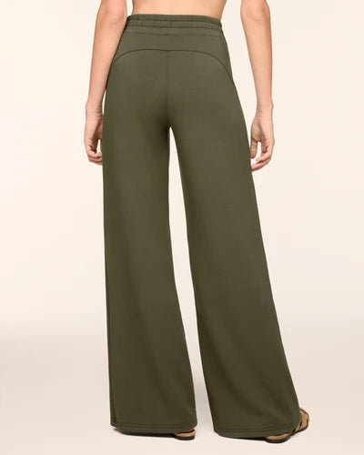 SPANX AIRESSENTIALS® WIDE LEG PANT - MONSTERA
